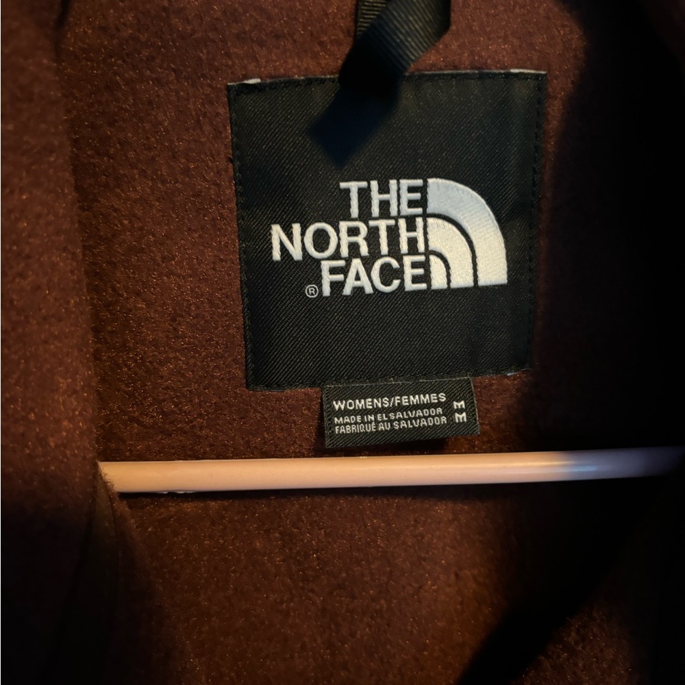 Women’s The Northface Denali Jacket size Medium - Picture 2 of 2